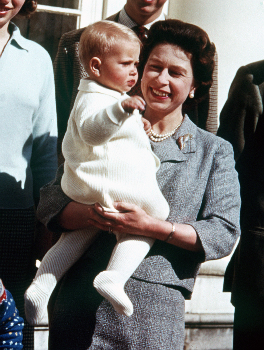 Queen Elizabeth with a baby Prince Edward