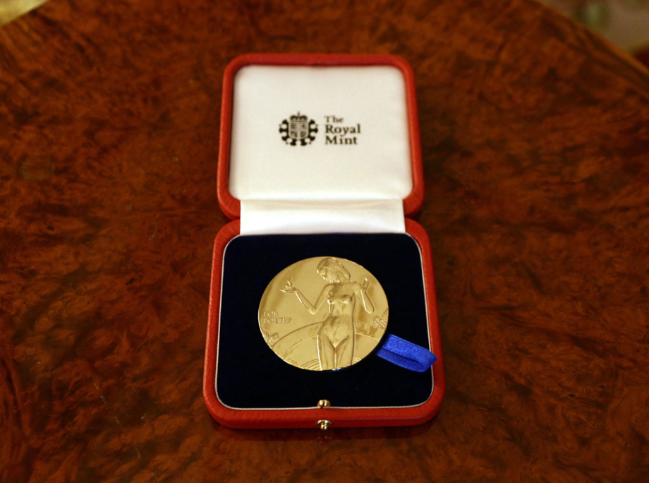 Her Majesty’s Gold Medal for Poetry 
