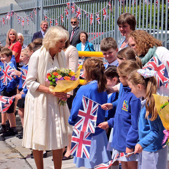 Her Royal Highness meets school children at the Ambrosia Creamery