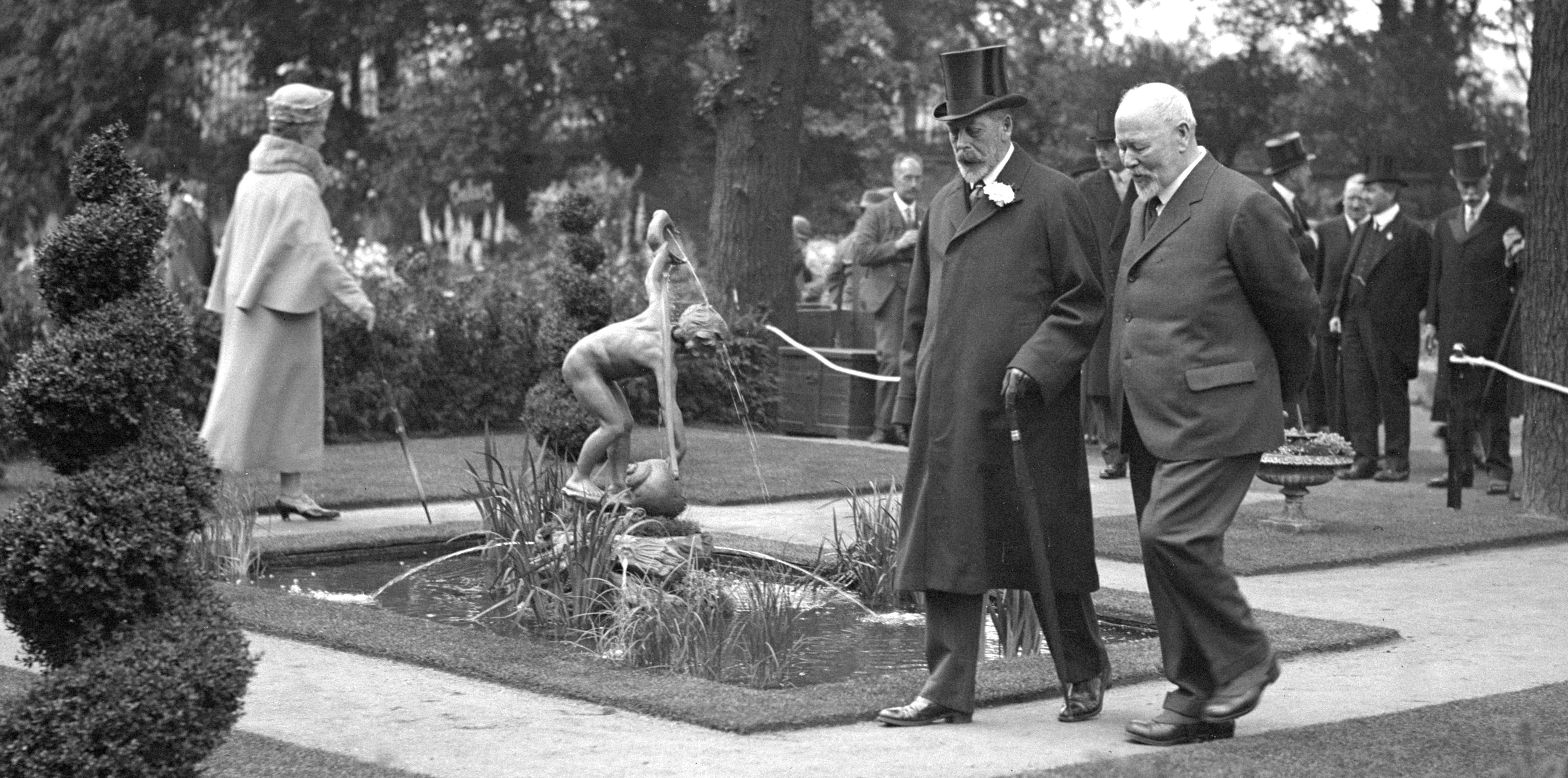 King George and Queen Mary at the Chelsea Flower Show