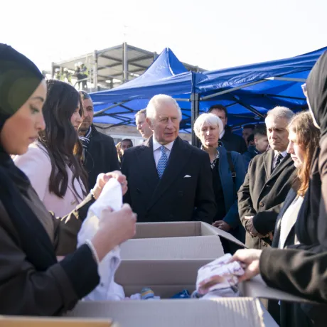 The King speaks to members of the Uk Syrian and Turkish communities