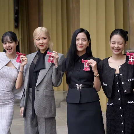 BLACKPINK with their MBEs