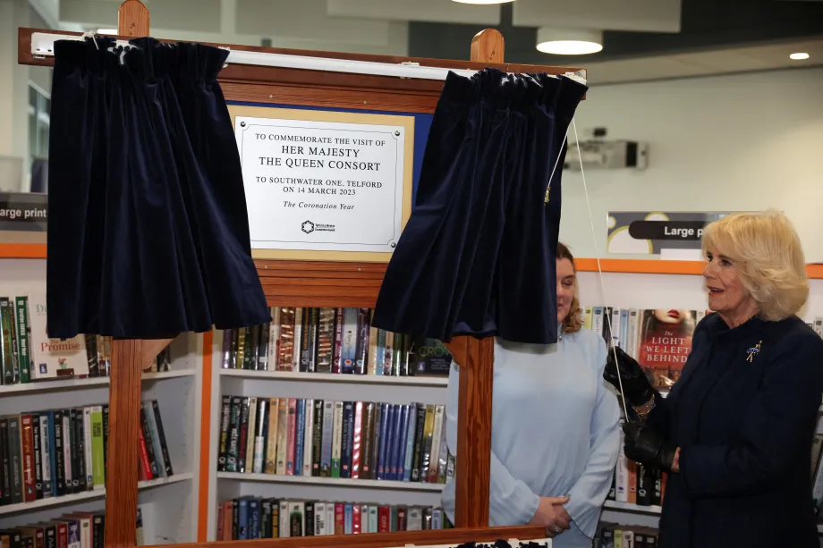 The Queen Consort unveils a plaque