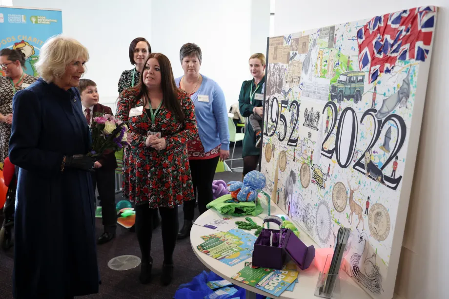 Her Majesty visits Southwater One Library