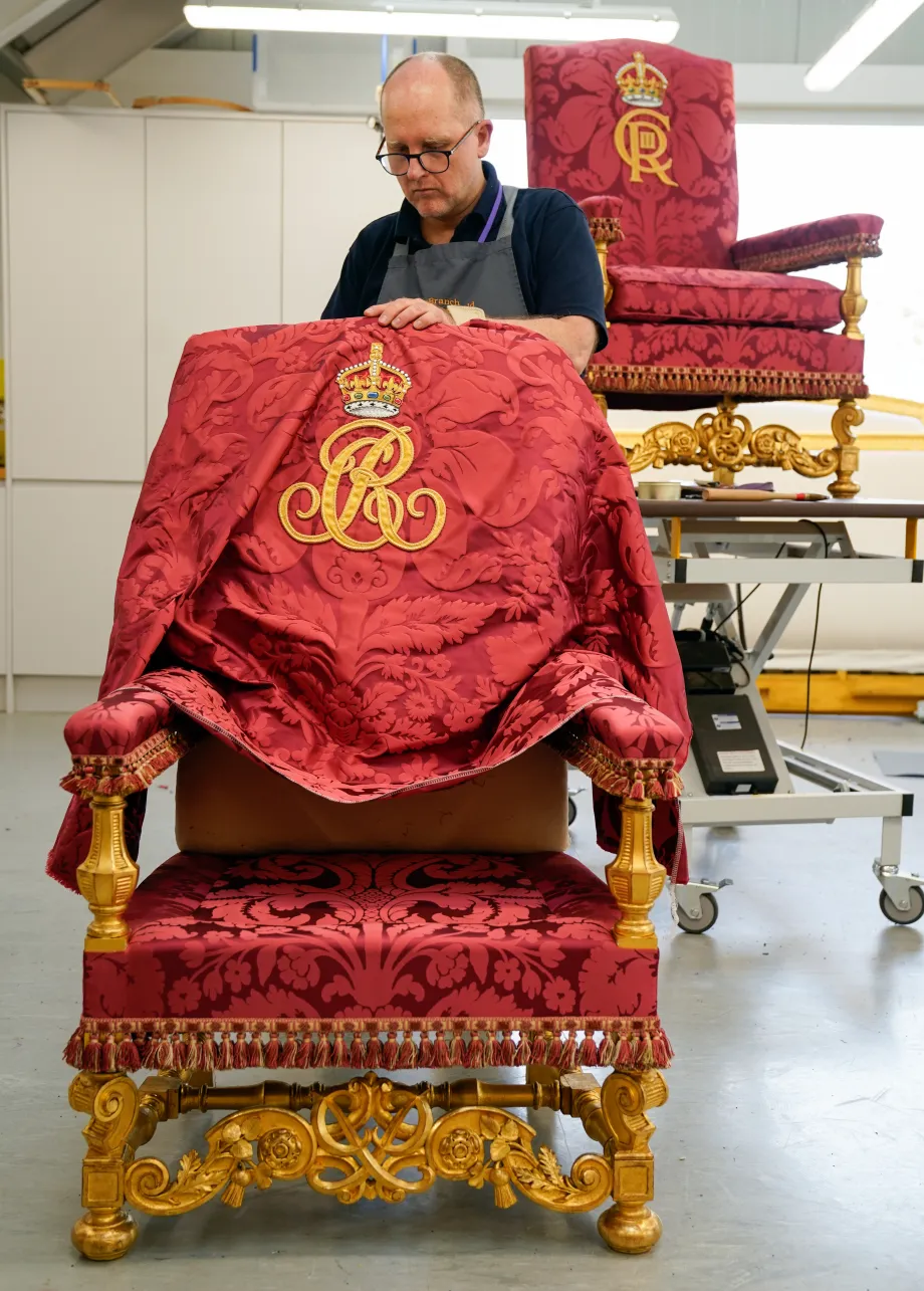 The Chairs of Estate