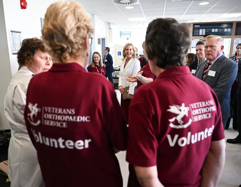 The Duchess of Edinburgh meets staff