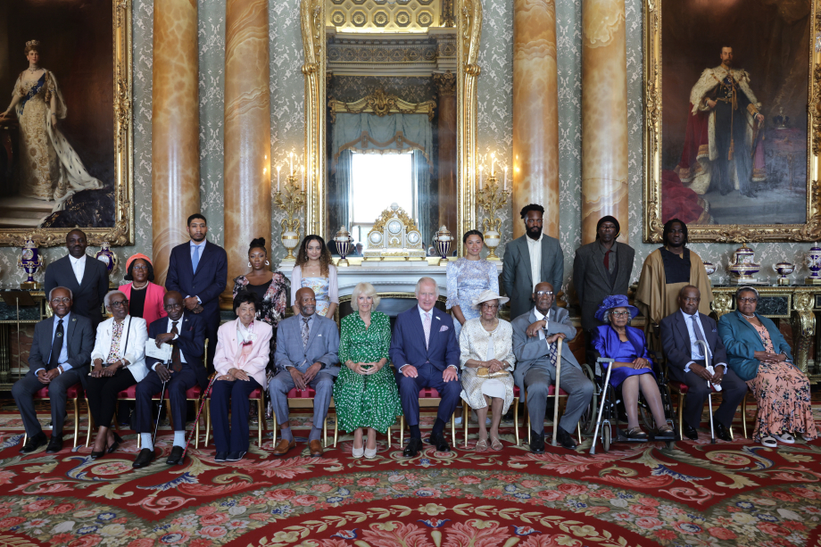 The King and Queen with artists and sitters