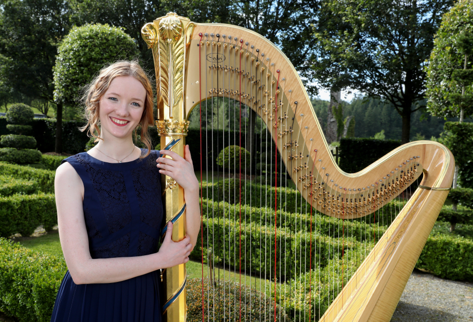 The Royal Harpist with The (former) Prince of Wales' Harp