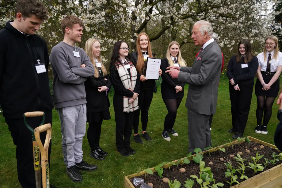 The King speaks to young people