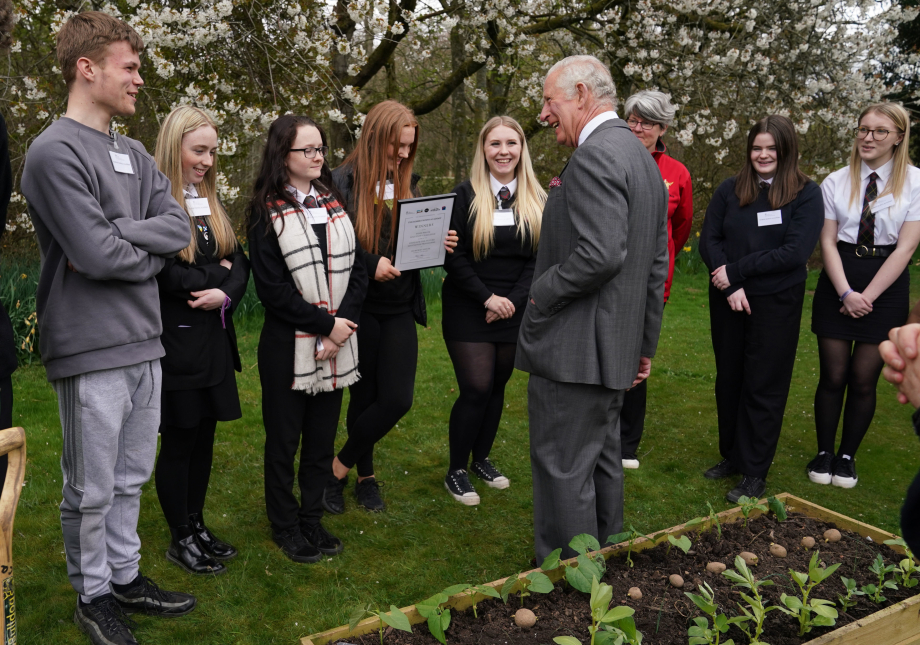 The King with apprentices from The King's Foundation