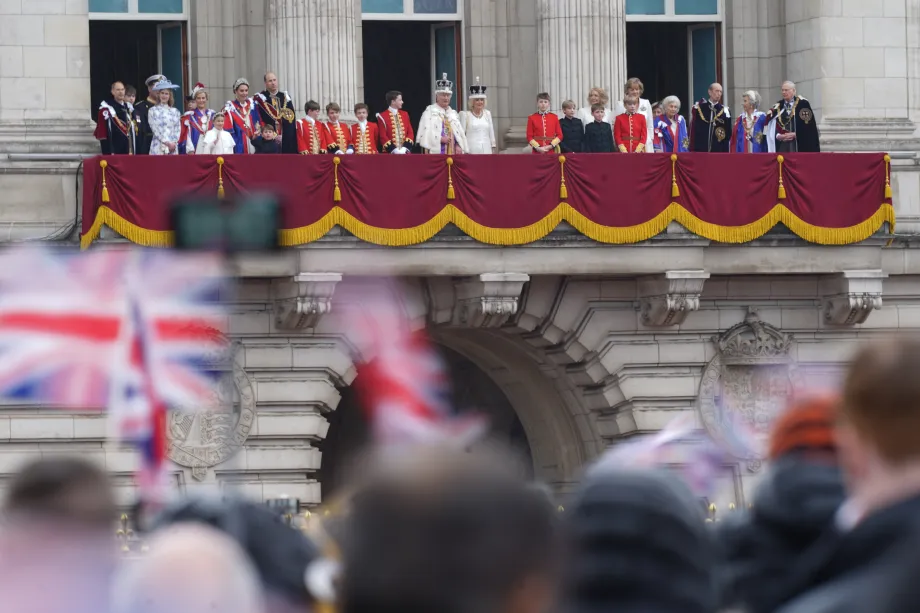 The Royal Family on the balcony of Buckingham Palace