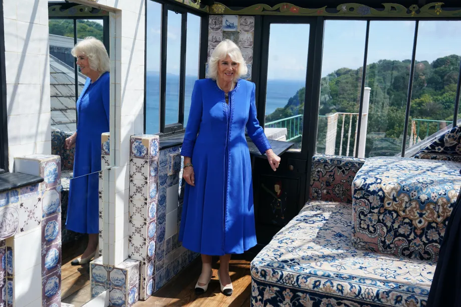 The Queen at Hauteville House