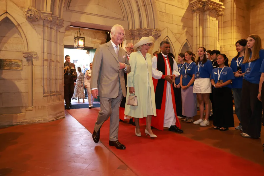 Their Majesties attend church in north Sydney
