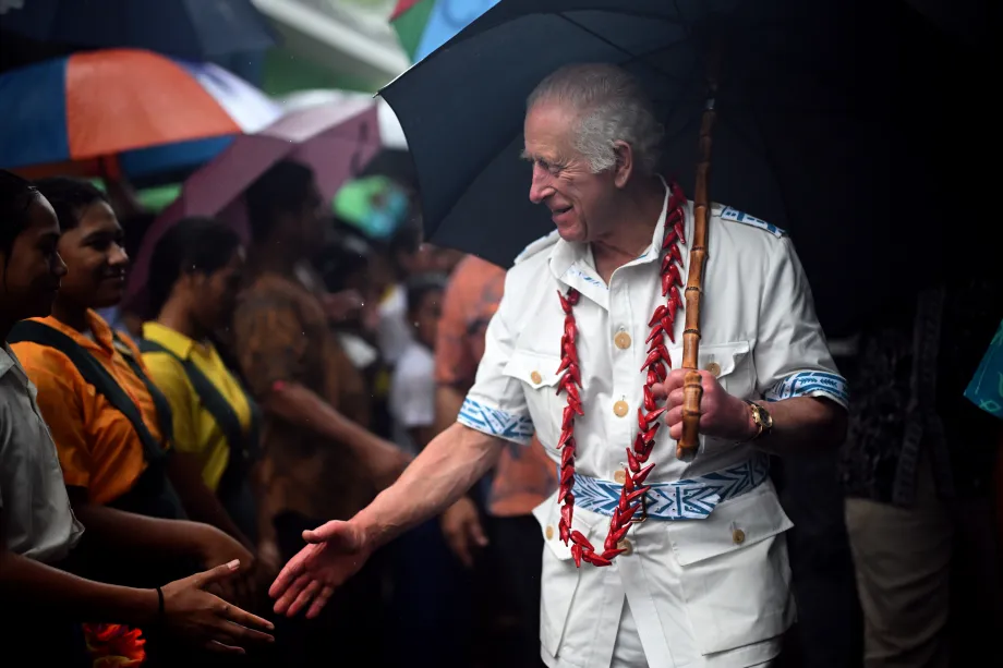 The King visits a National Park in Samoa