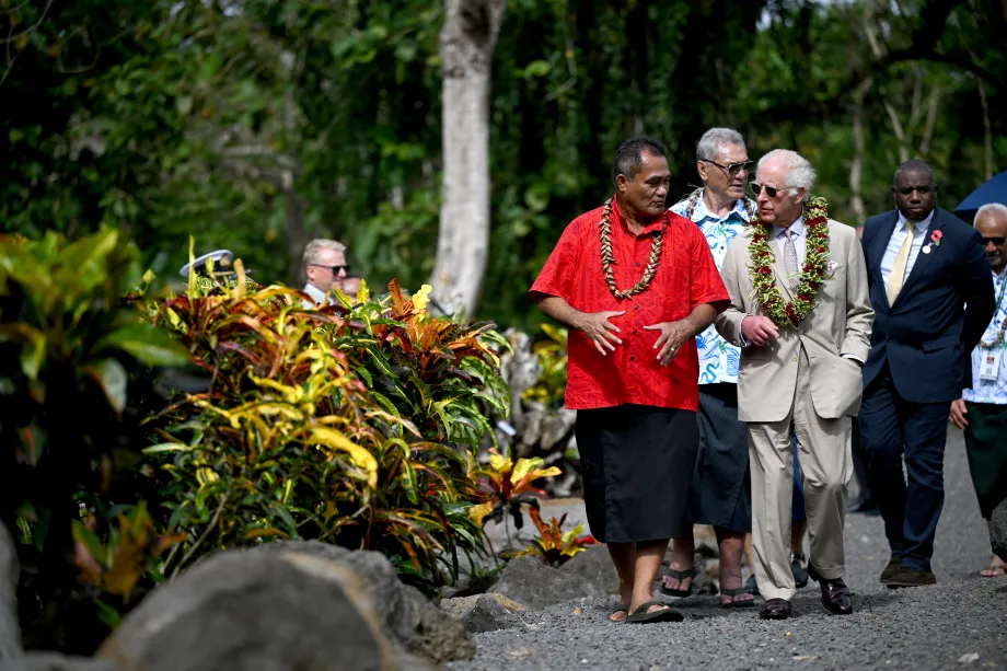 The King visits a new garden opened in his honour