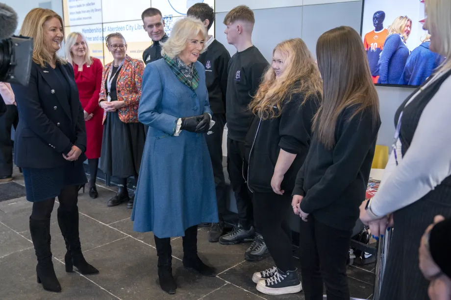 The Queen visits the University of Aberdeen