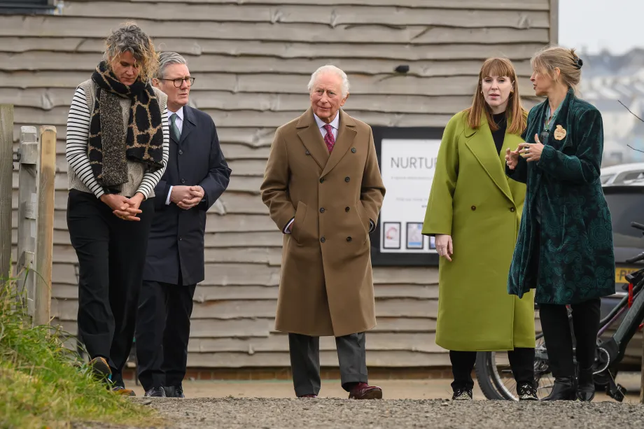 The King visits Nansledan