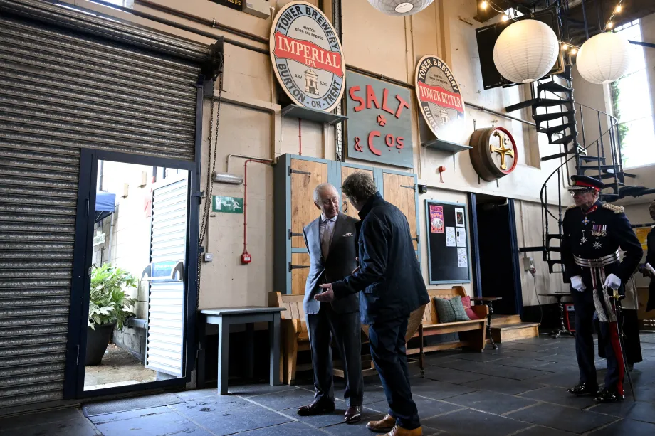 The King visits Tower Brewery