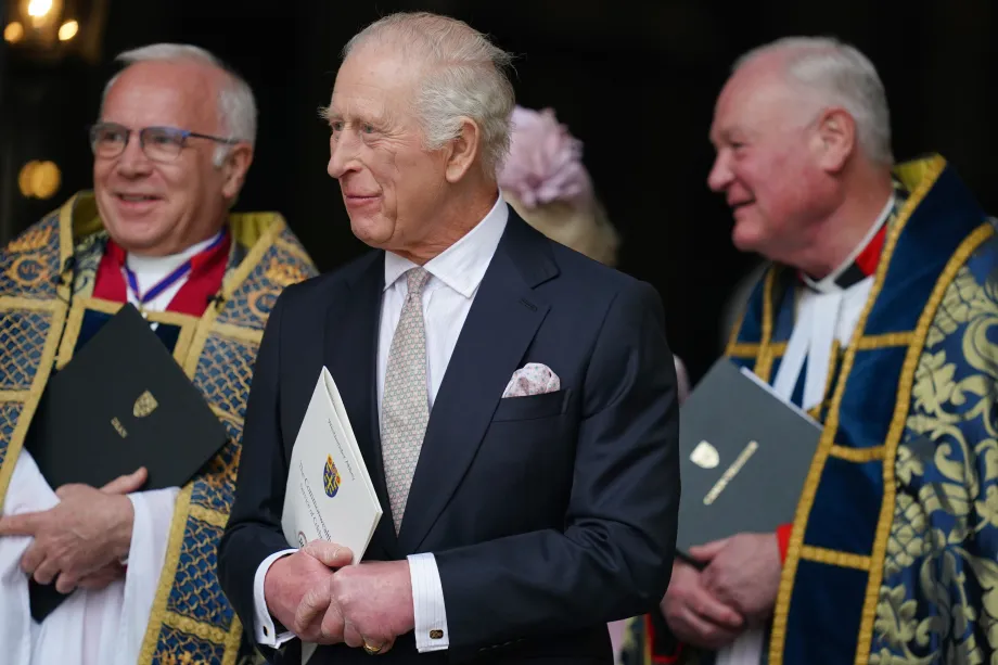 The King at Westminster Abbey