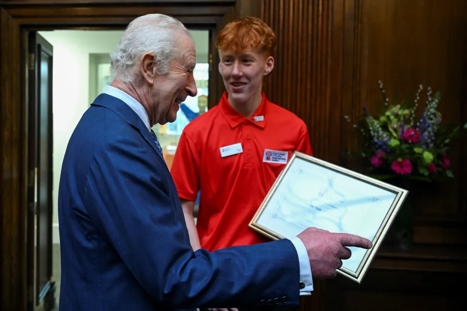 The King visits the Royal College of Nursing