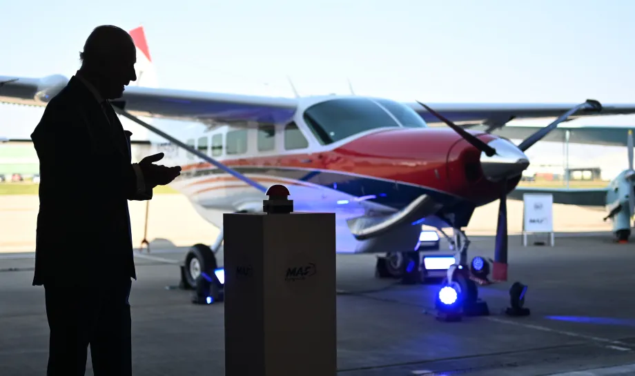 The King unveiling MAF's new Cessna airplane