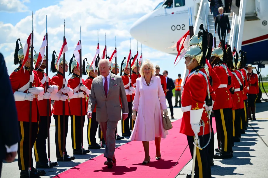 The King and Queen in Canada