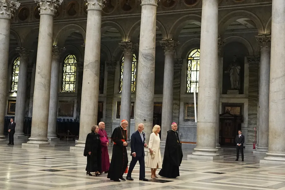 The King and Queen at St Paul's Outside the Walls
