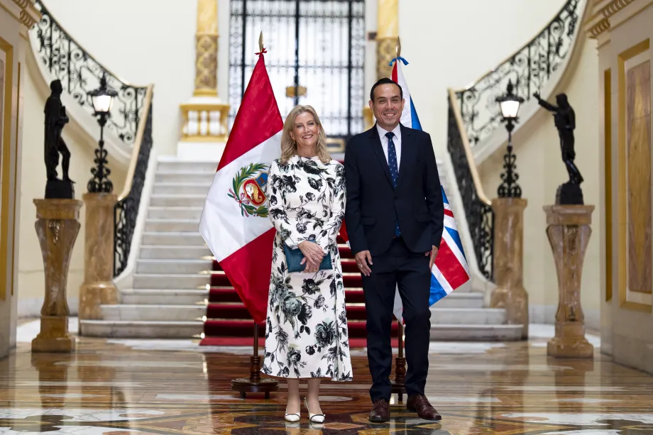 The Duchess of Edinburgh with the President