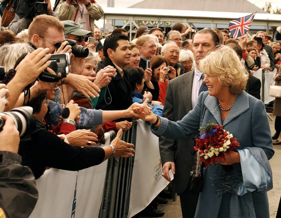 HMQ at San Francisco quayside, 2005.jpg