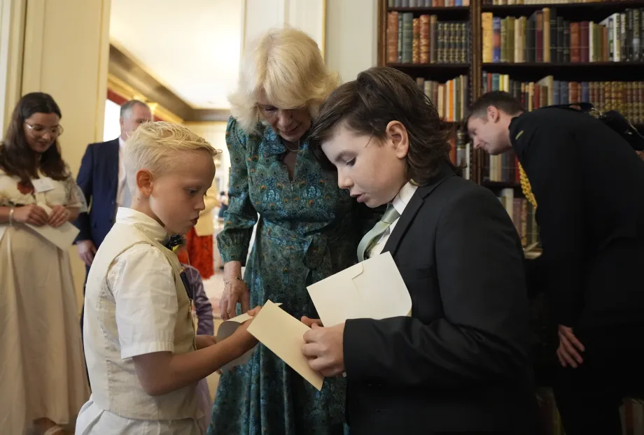 The Queen invites Dreams and Wishes to Clarence House