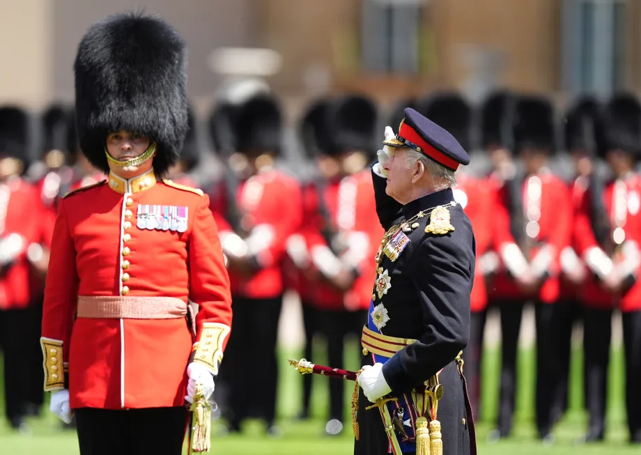 The Grenadier Guards receive New Colours