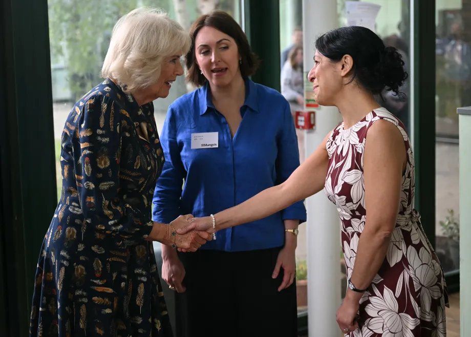 The Queen visits St Mungo's