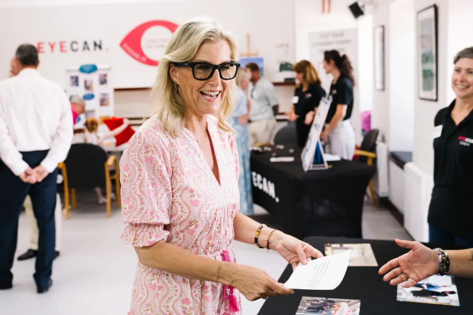 The Duchess tries on Meta glasses at EYECAN Jersey