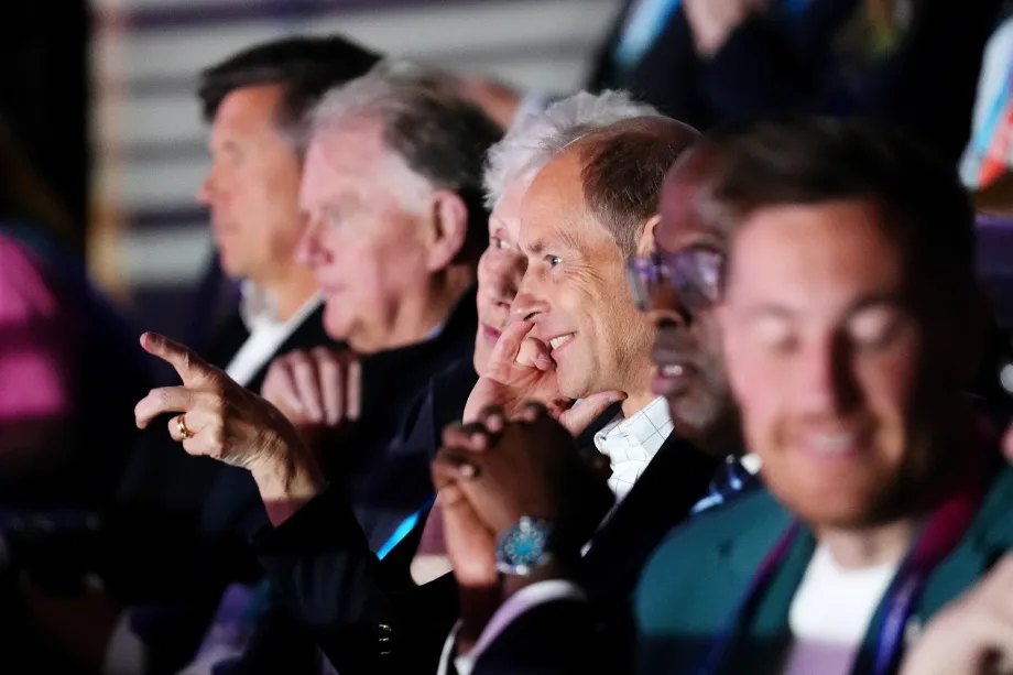 The Duke watches the Para Powerlifting