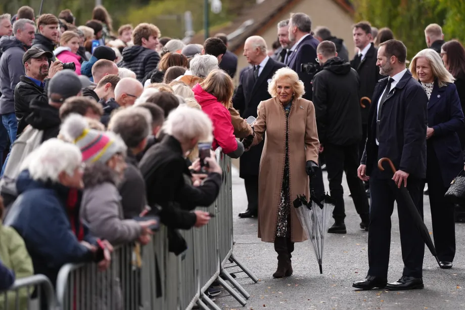 The King and Queen in Aberfan