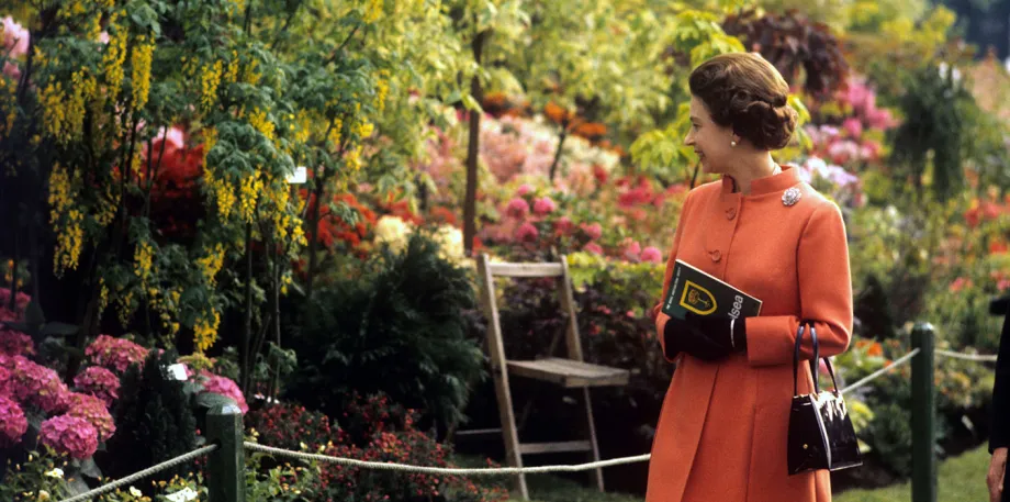 The Queen The Chelsea Flower Show 1971