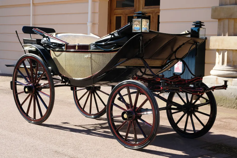 An Ascot Landau