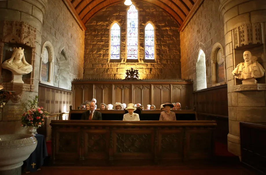 The Queen at Crathie Kirk