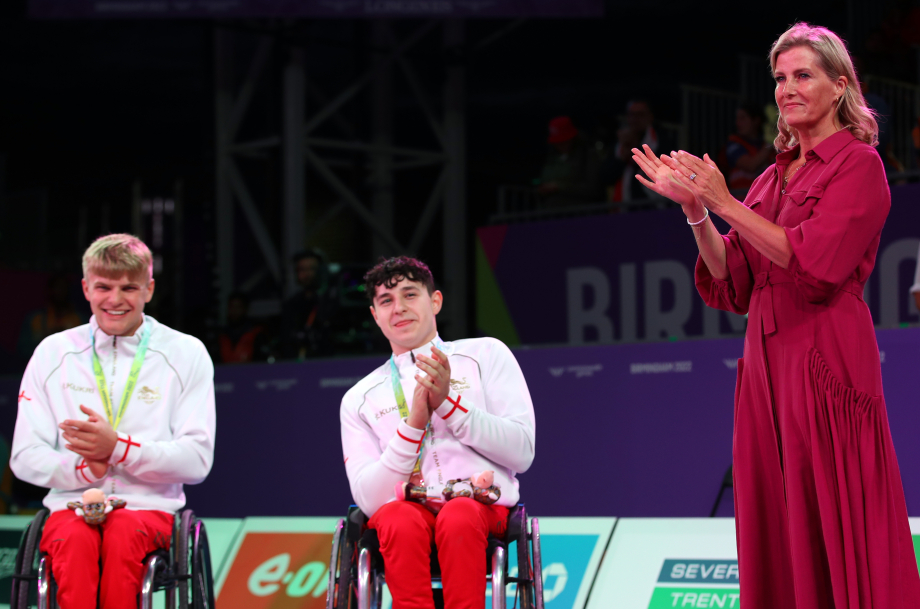 The Countess of Wessex presents medals the Commonwealth Games