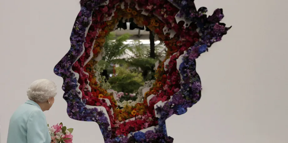 The Queen at the Chelsea Flower Show in 2016