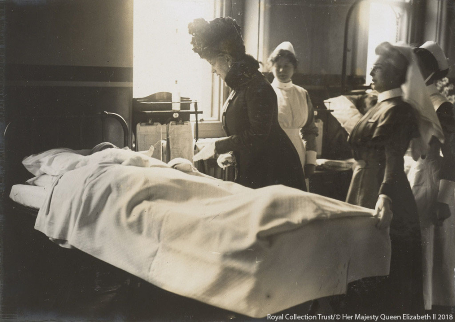Queen Mary visits a hospital
