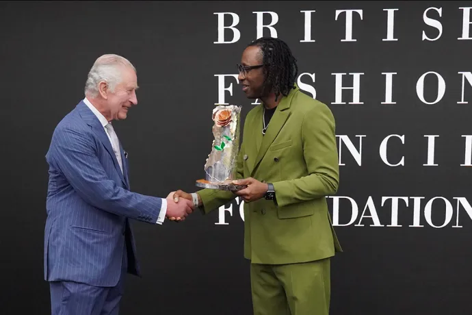 The King presents the Queen Elizabeth II Award for Design