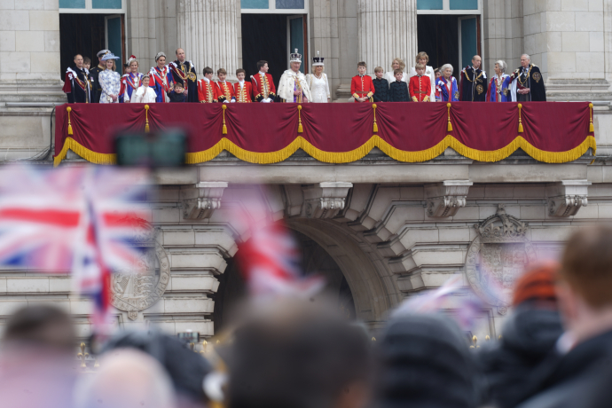 The Royal Family on the balcony on Coronation day
