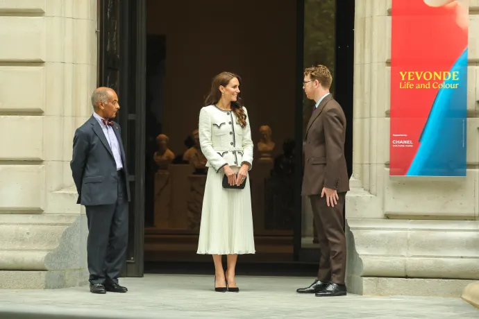 The Princess of Wales pictured outside the National Portrait Gallery