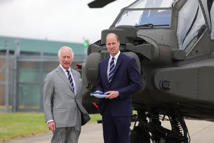 The King and The Prince of Wales on a visit to the Army Air Corps