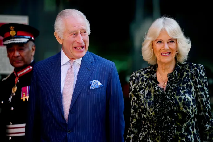 The King and Queen at UCH Macmillan Cancer Centre