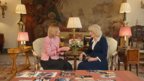 The Queen with Dame Laura Lee