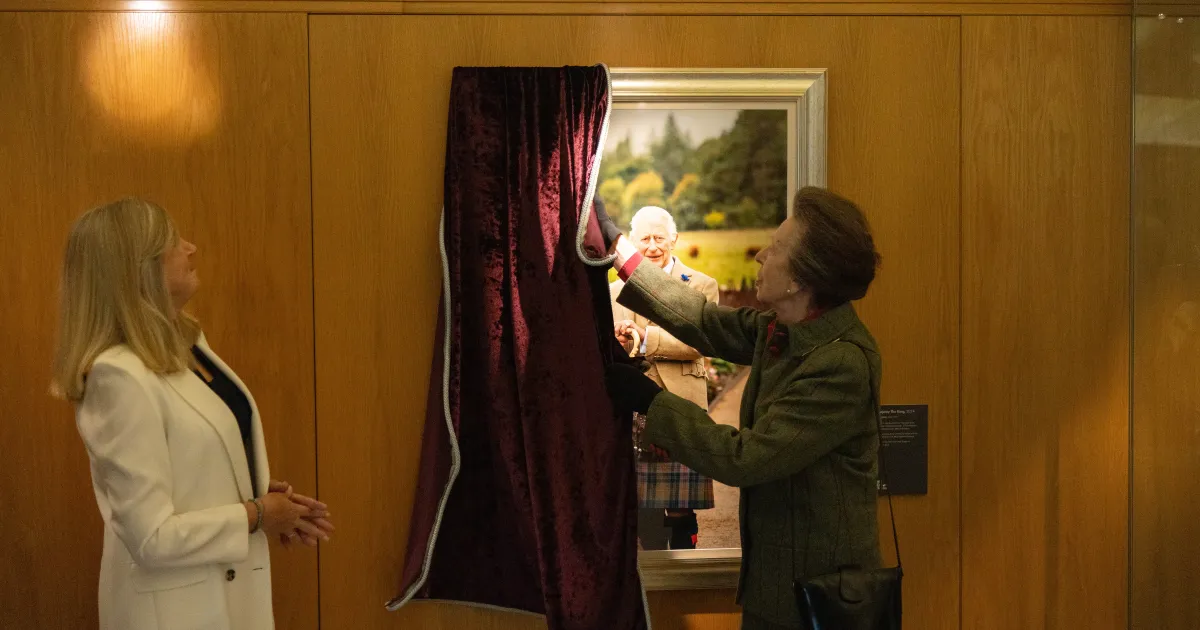 The Princess Royal unveiled a portrait The King at the Scottish ...